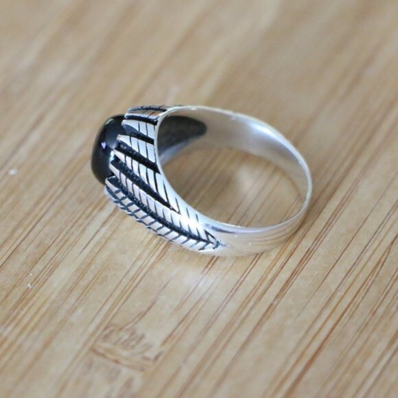 Sterling Silver Men's Rings With Black Onyx - Picture 9 of 9